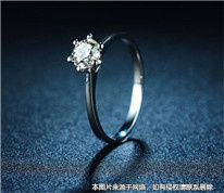 夫妻離婚，結(jié)婚鉆戒是否分割起爭(zhēng)議