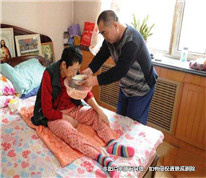 丈夫不管不顧患病妻子，妻子訴至法院