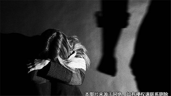 丈夫出軌還家暴，妻子起訴離婚獲支持