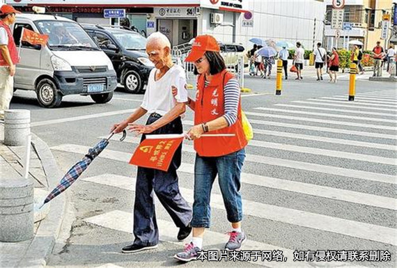 女子扶老人后被家屬索賠24萬，法院駁回家屬訴訟請求