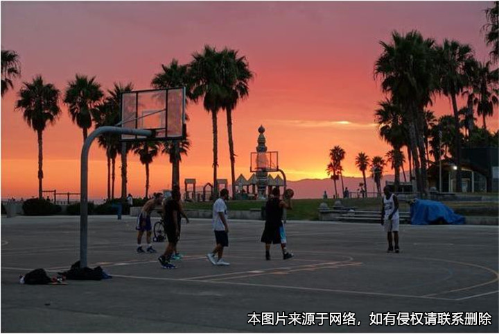 籃球場上激烈碰撞后一方受傷，二審法院改判對方不需要擔責