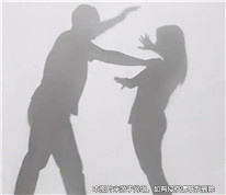 丈夫婚內家暴，妻子起訴離婚成功后還訴請禁止令