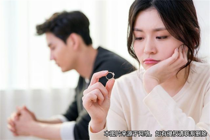 憑空多出一個(gè)“丈夫”，被起訴離婚了怎么辦