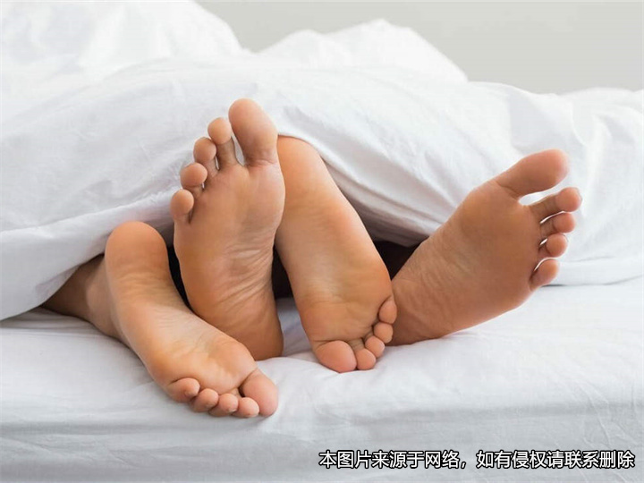 情侶訂婚后同居多年，分手后男方訴請女方返還彩禮